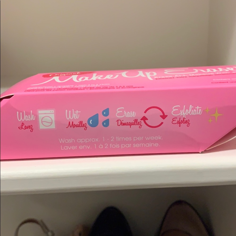 Makeup eraser - Picture 2 of 3